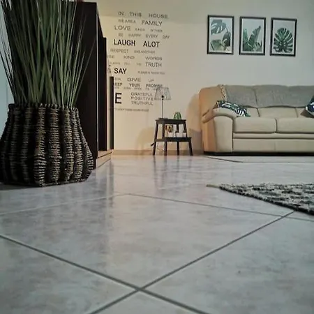 Pacific House Foligno