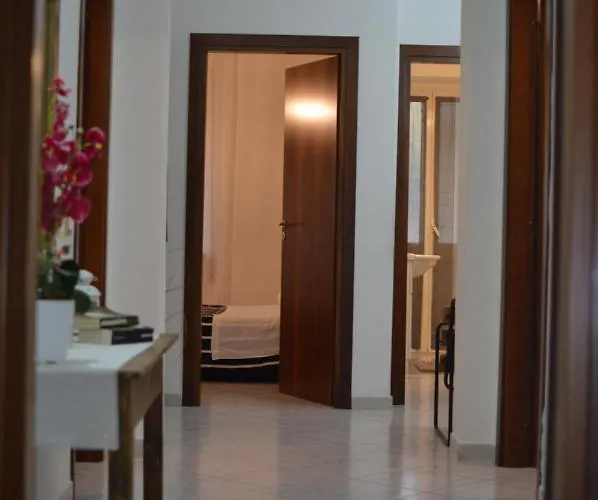 Pacific House * Foligno