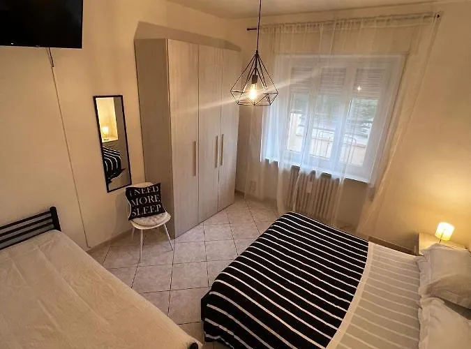 Pacific House Apartamento Foligno